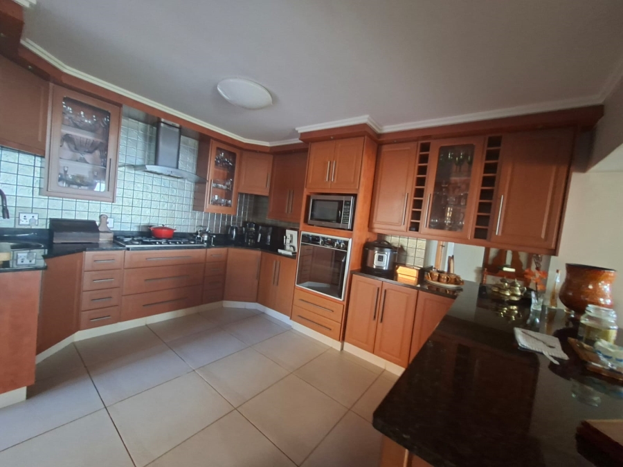 6 Bedroom Property for Sale in Da Nova Western Cape